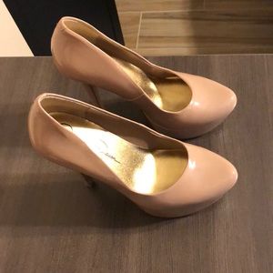 Nude Platform Pumps